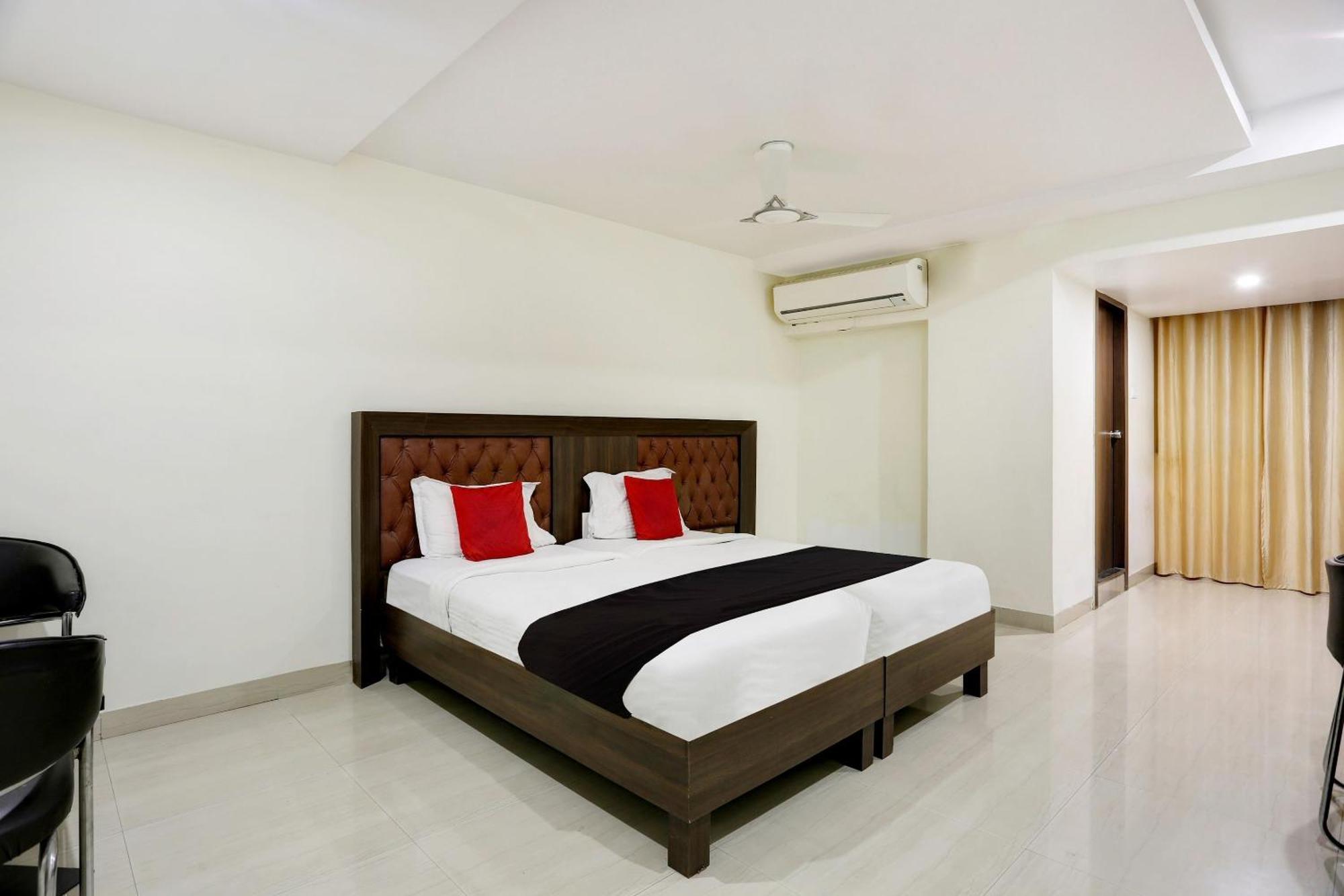 Townhouse Halcyon Deccan Inn Near Shilparamam Kondapur  Luaran gambar
